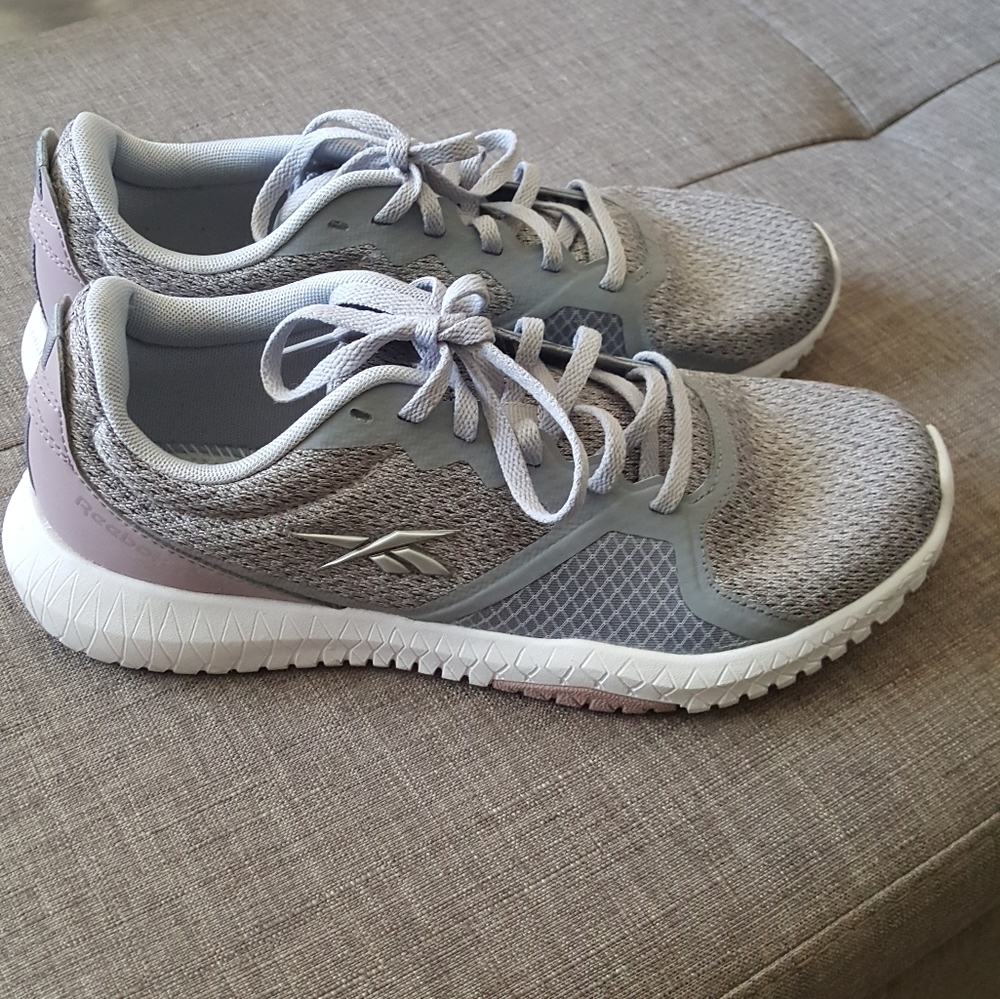 Reebok women shoe's
